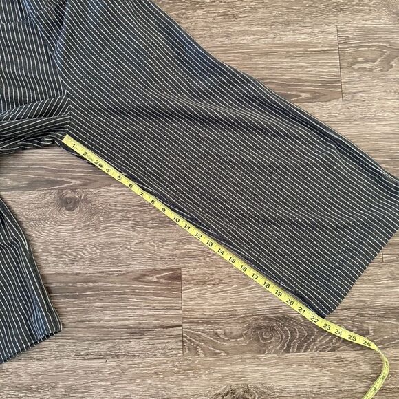 Lisa Bayne Striped Cropped Wide Leg Pants - Picture 3 of 5